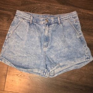 American Eagle Mom shorts. Size 10. Gently used.